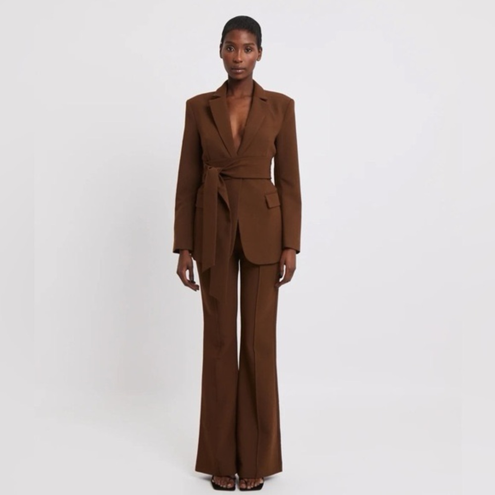 Elegant Brown Suit by BOA